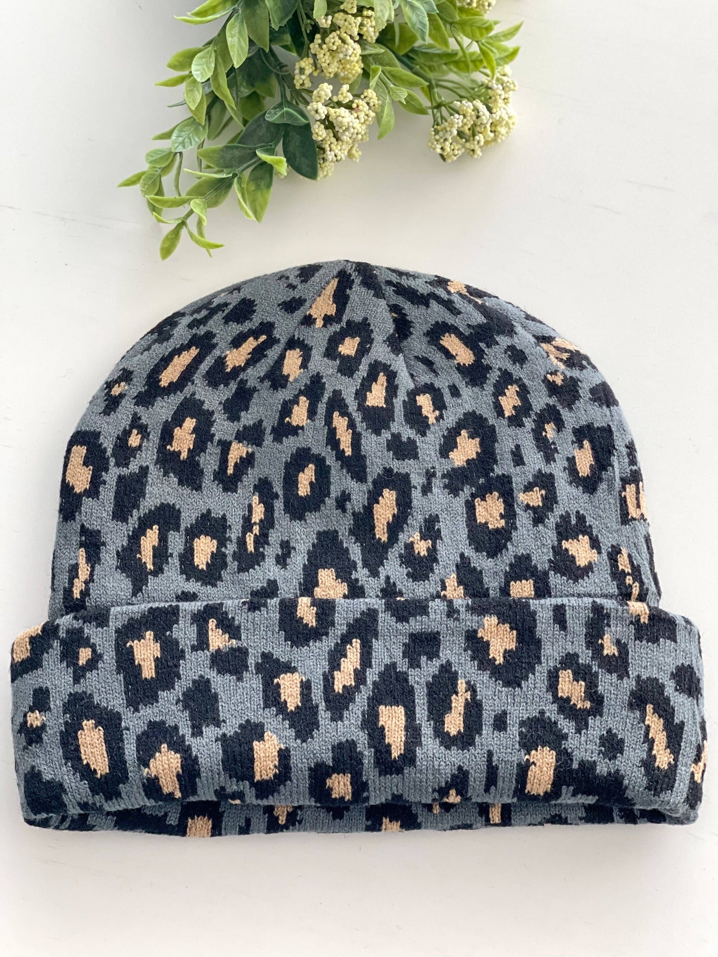 Lovely In Leopard Beanie "Dark Gray"