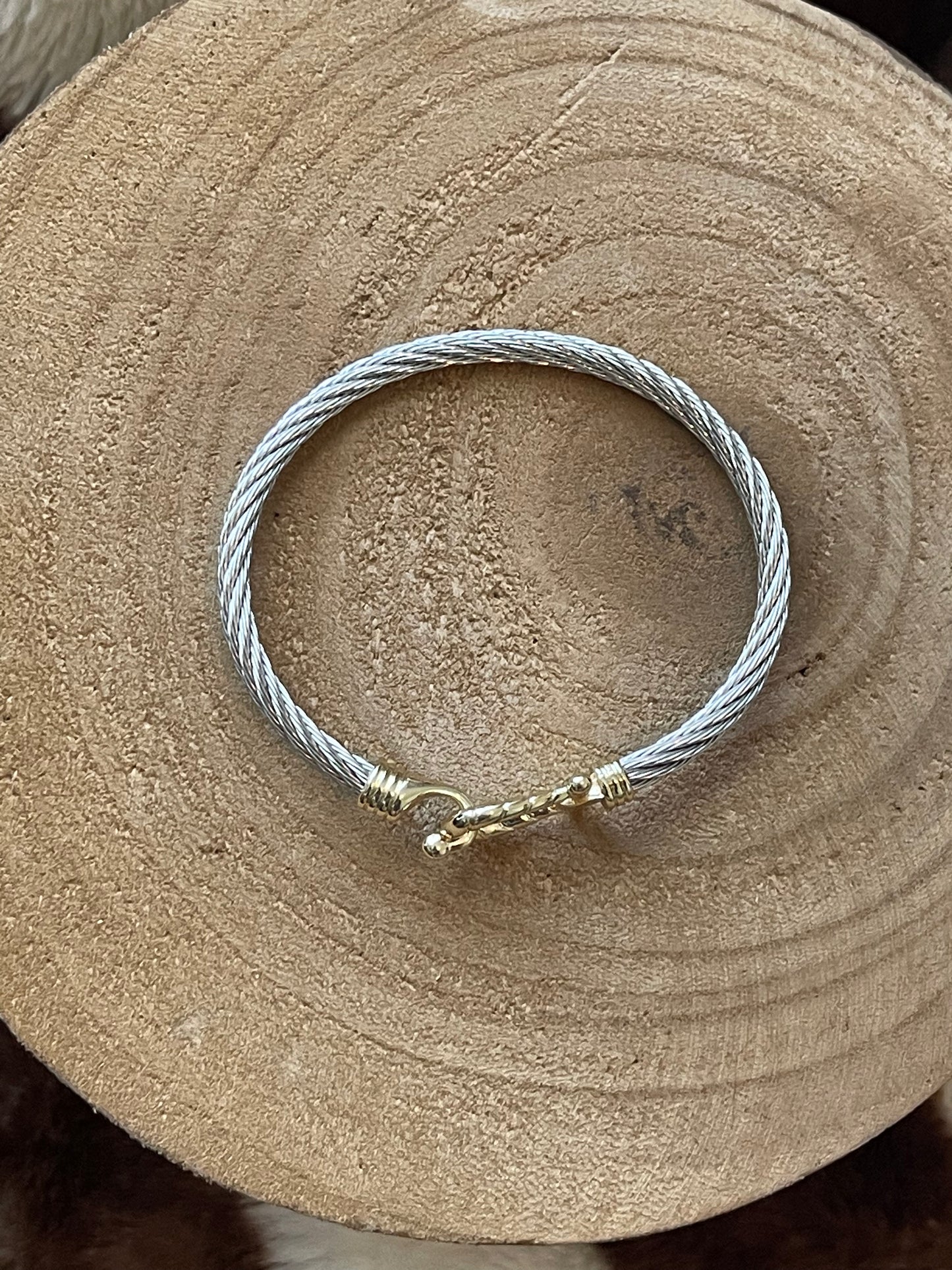 Cable Hook Bracelet
