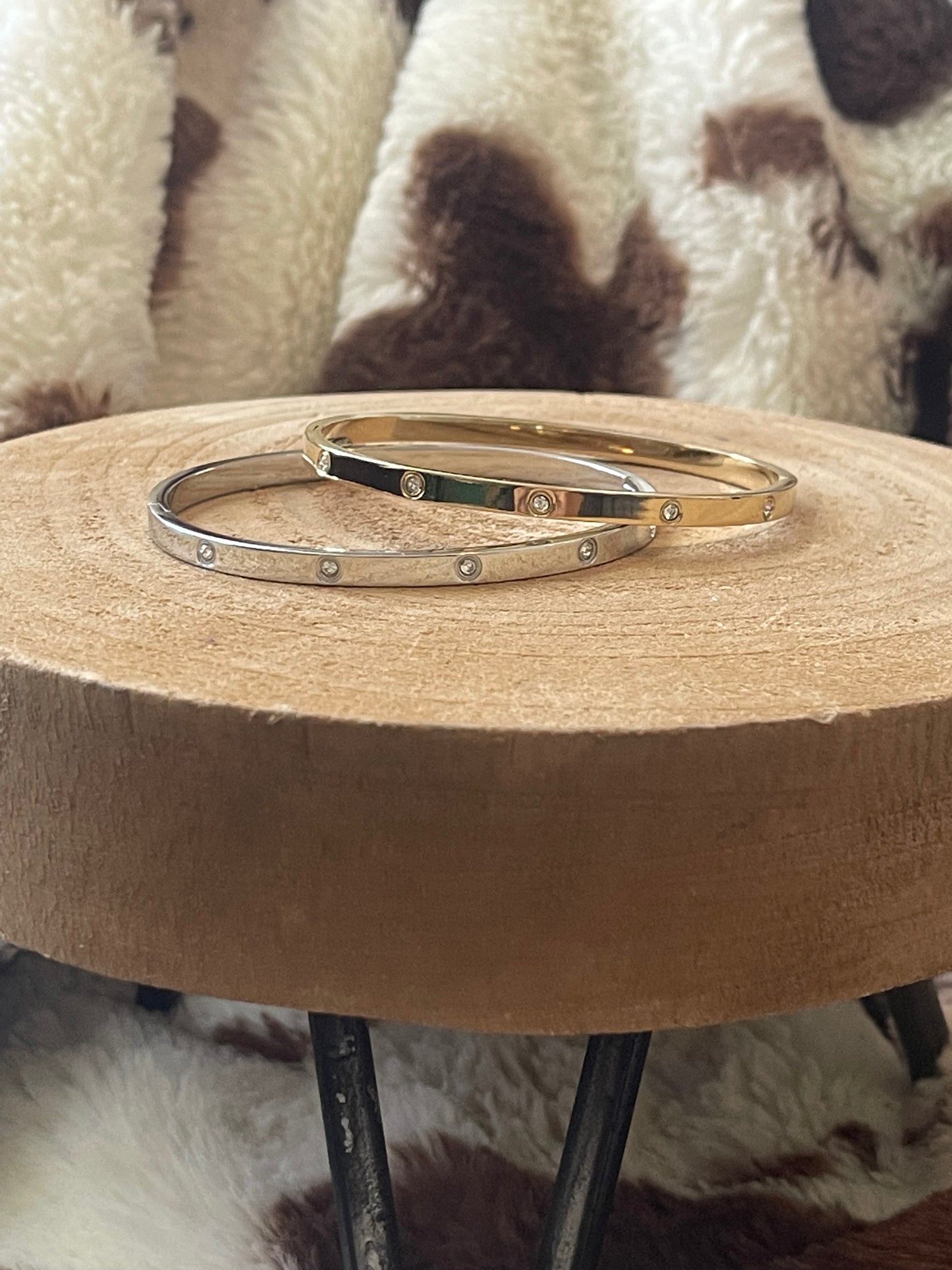 Thin Bangle w/ Sparkle Studs
