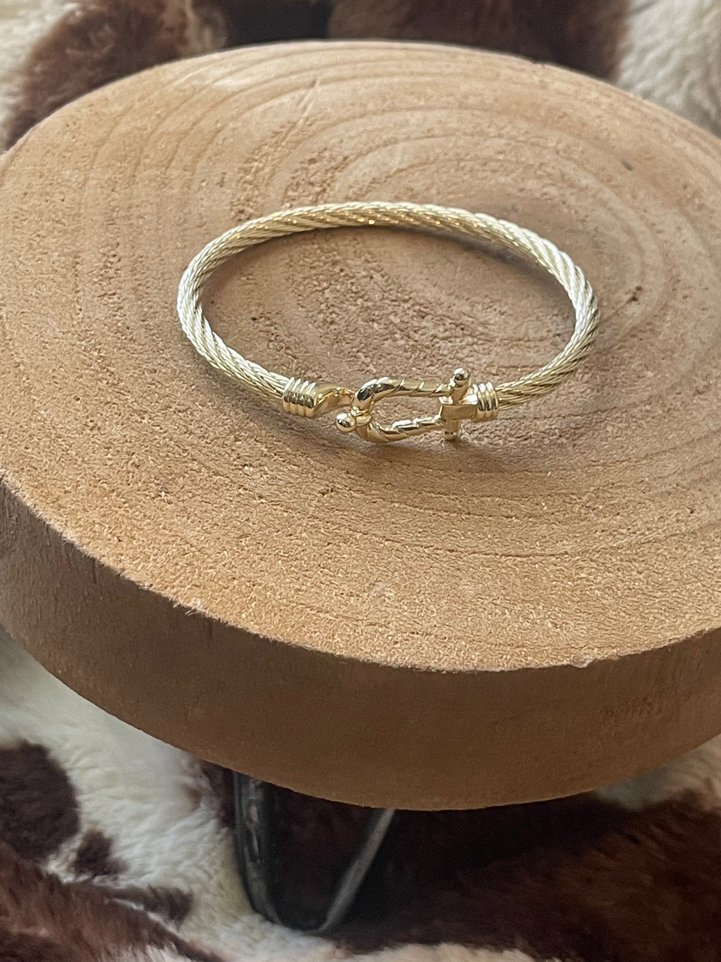 Cable Hook Bracelet