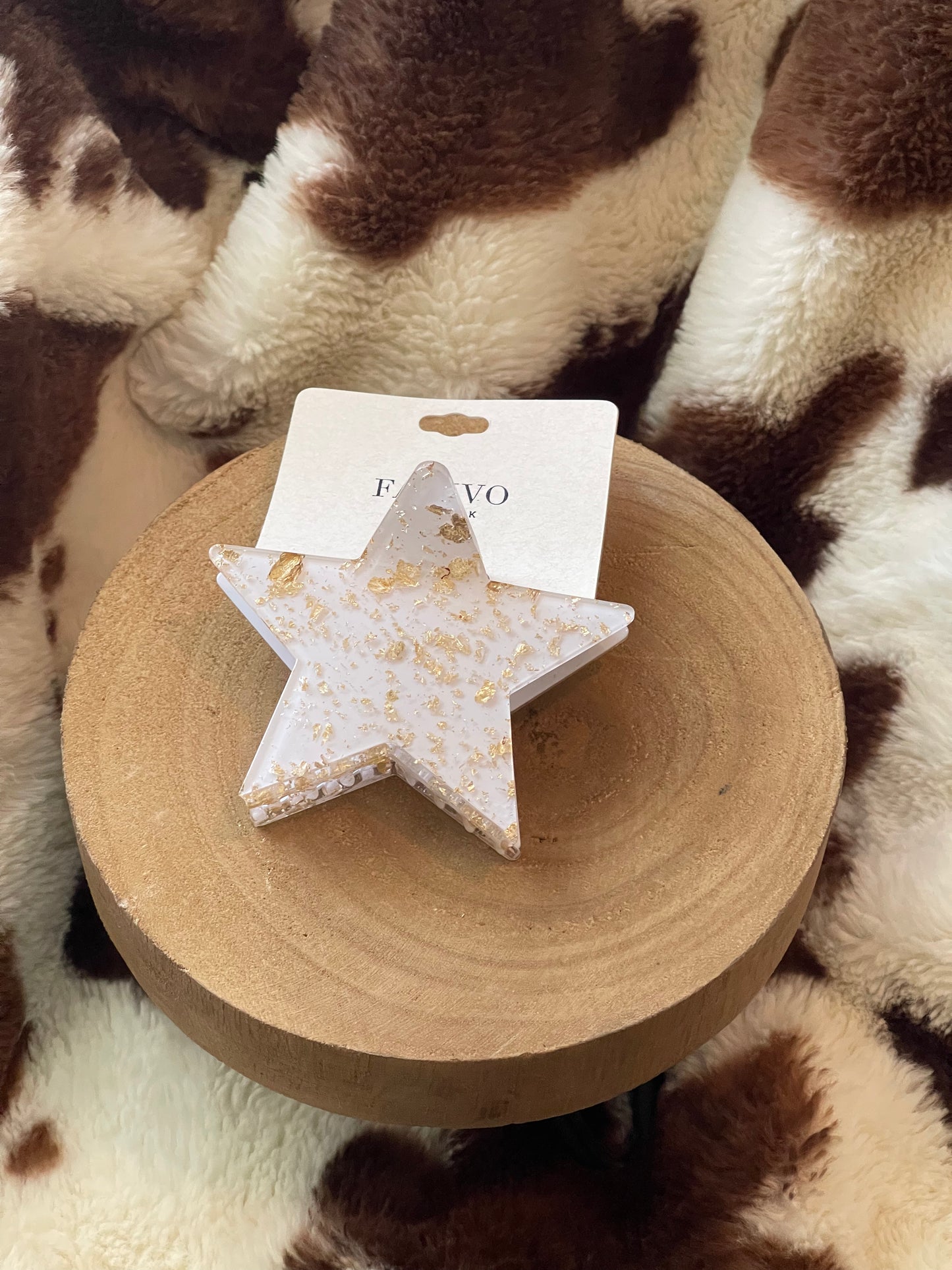 Gold Flake Star Clip