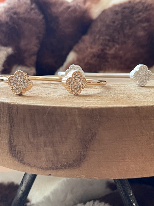 Sparkly Clover Bracelet