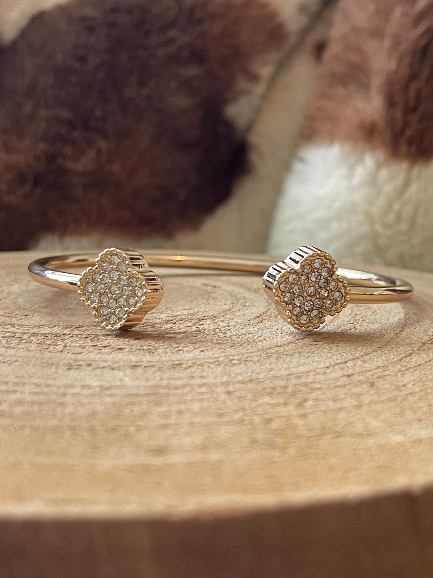 Sparkly Clover Bracelet